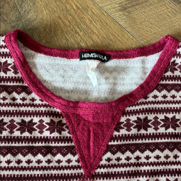 Maroon Pattern Sweater - Picture 2 of 3